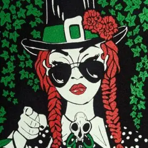 Camiseta Señora Señorae · Detalle del estampado de Manojito de Claveles